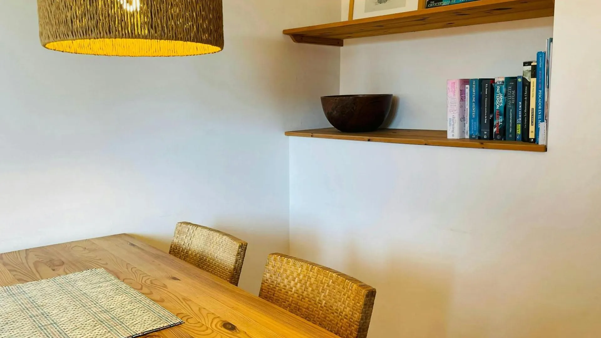 Apartamento T3 - Charming Seaside Escape With Stunning Views Tamariu 0*,  España