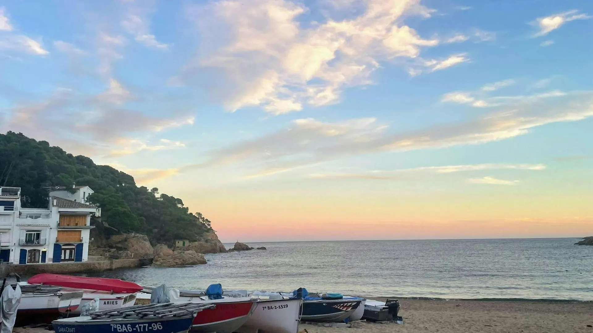 T3 - Charming Seaside Escape With Stunning Views Apartment Tamariu Spain