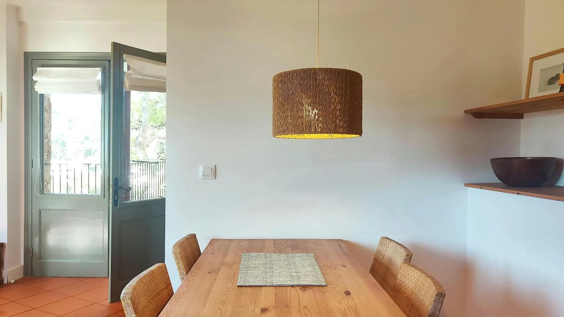 T3 - Charming Seaside Escape With Stunning Views Apartment Tamariu